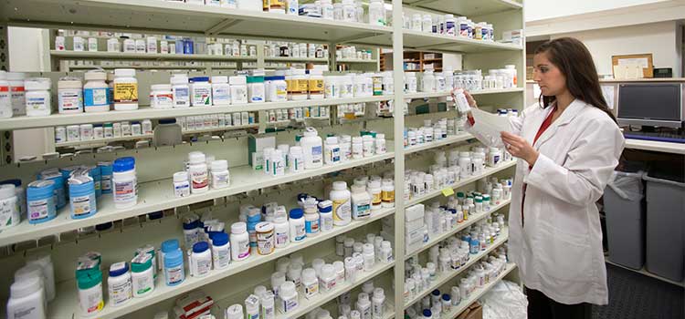 رتبه و درصد قبولی رشته داروسازی دانشگاه سراسری اصفهان در کنکور 95